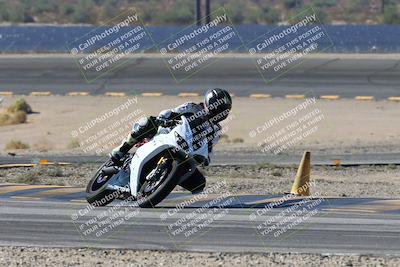 media/Oct-21-2024-Moto Forza (Mon) [[0d67646773]]/B Group/Session 2 (Turn 14)/